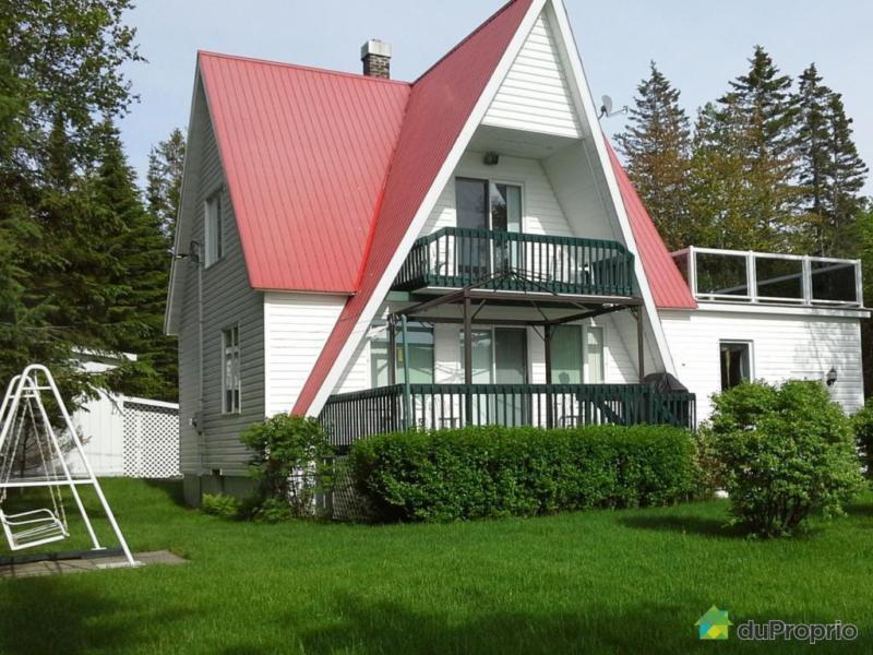 180 000$ - Maison à un étage et demi à vendre à Ste-Irène