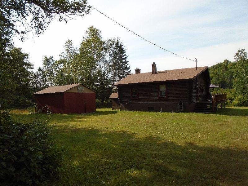 chalet bois rond laurentide a louer paix et tranquilité