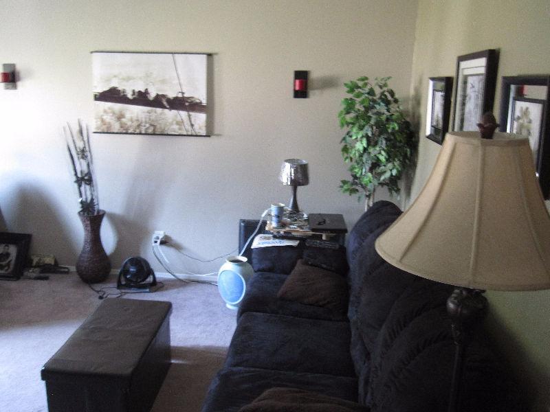 FOR RENT - 3 BDRM TOWNHOUSE - MOOSOMIN - FREE IPAD