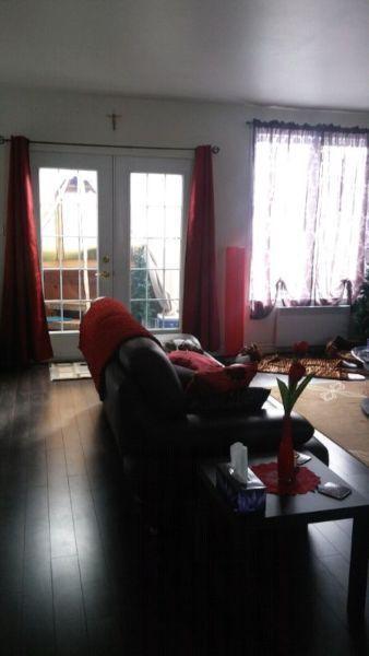 Condo duplex a louer ou a acheter au Lac Sebastien