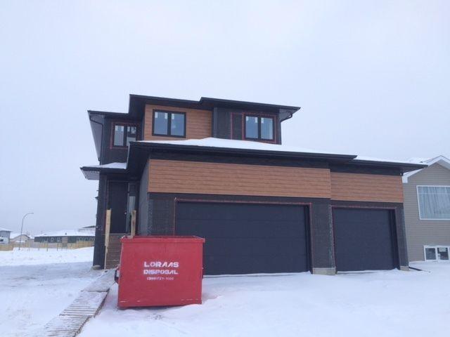 Beautiful Brand New House in Pilot Butte
