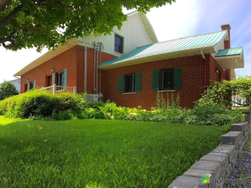 299 900$ - Maison 2 étages à vendre à St-Hyacinthe