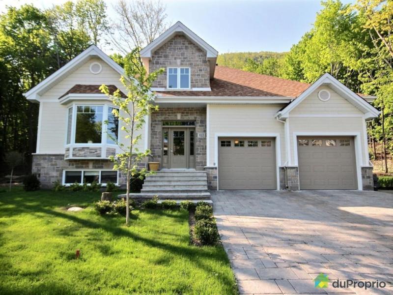 700 000$ - Bungalow à vendre à Mont-St-Hilaire