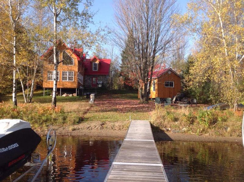 Maison sur bord du lac Boissonneault