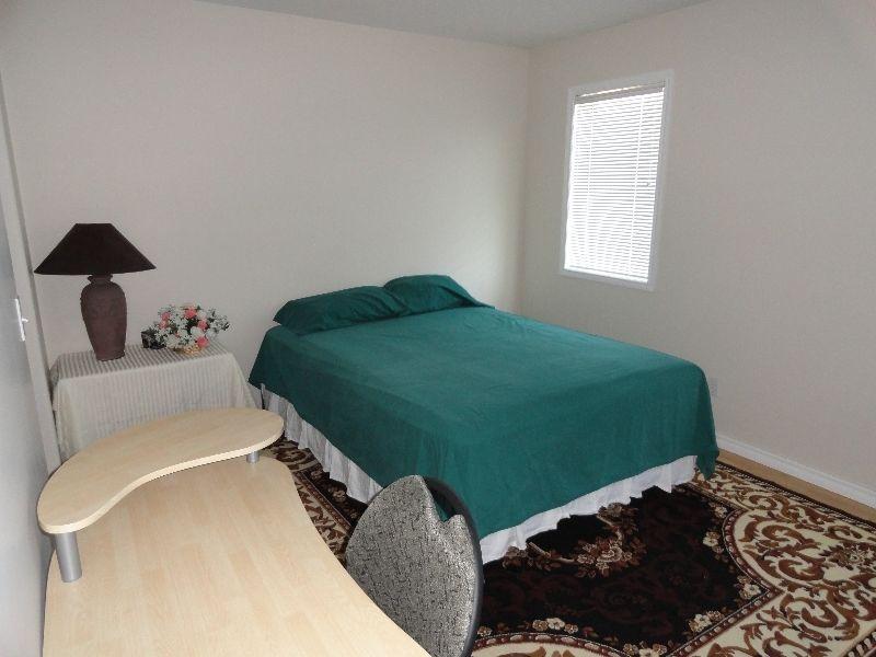 MASTER BEDROOM FOR RENT IN BRIARWOOD