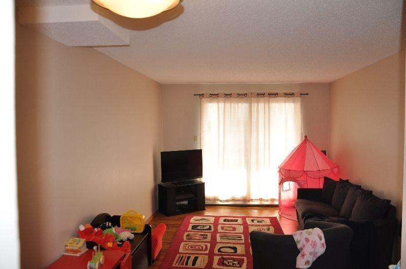 $795 NO SILLY GIMMICKS! Great 1 Bedroom at a Great Price