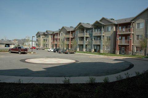 Airdrie - 2 bedroom condo available July 1/16