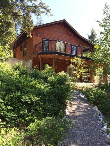 Cabin and acreage in Golden BC