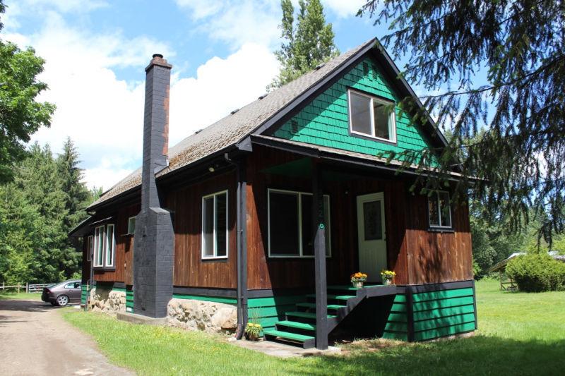 2-Storey turn of the century character home on 5 acres - Royston