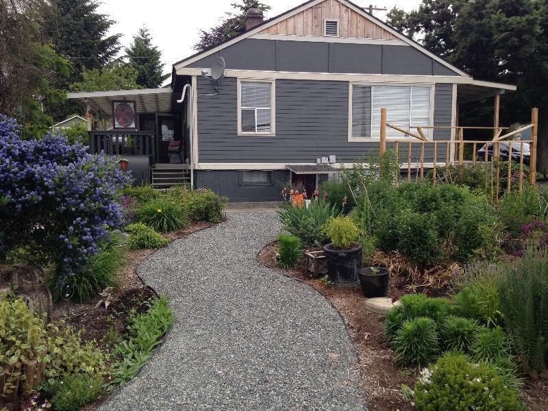 Completely renovated with wheelchair access Downtown Chemainus