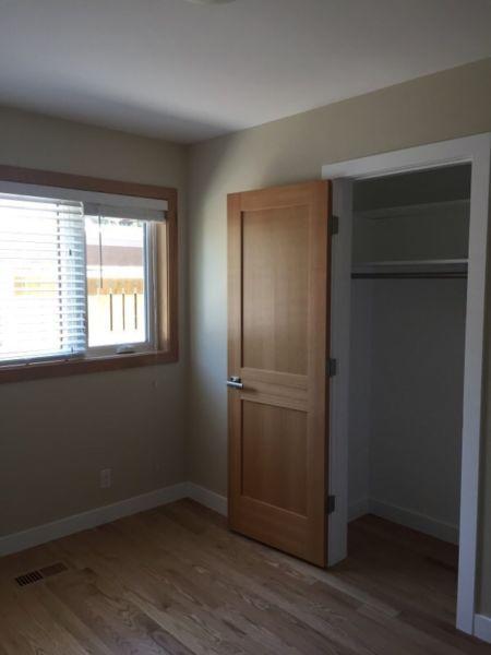 Beautiful 2 bedroom bi level basement suite in Charleswood!