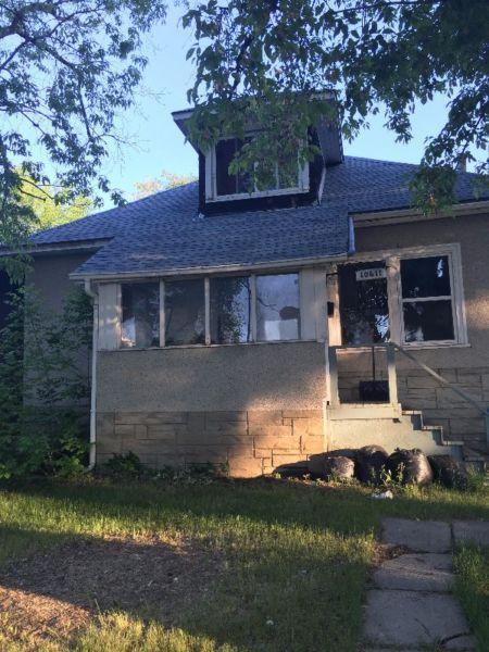 House for Rent close to University and Whyte Ave!