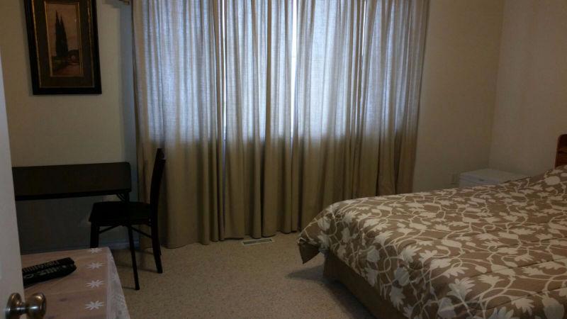 MASTER BEDROOM FOR RENT IN THICKWOOD