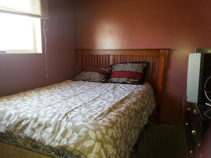 THICKWOOD-FURNISH KEYED ROOM FOR RENT TODAY@$60/N,$250/W,$750/M