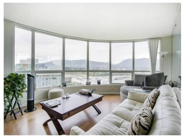 Coal Harbour-2bed mountain/marina view