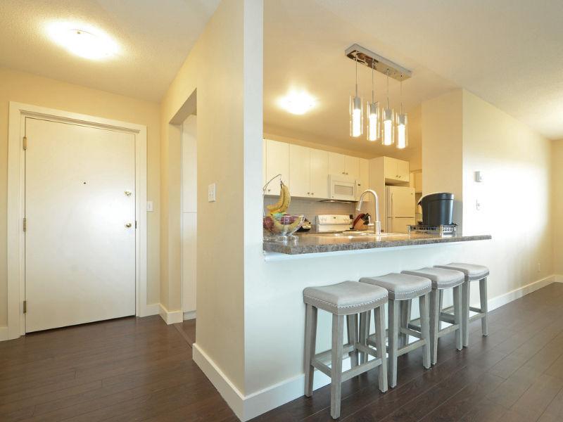 Only Minutes From Downtown! Beautifully Updated 2 bed/2 bath