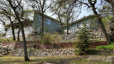 Homes for Sale in Pelican Lake,  $287,900