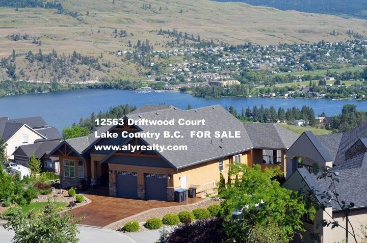 Luxury Home, Suite Potential, Lake View