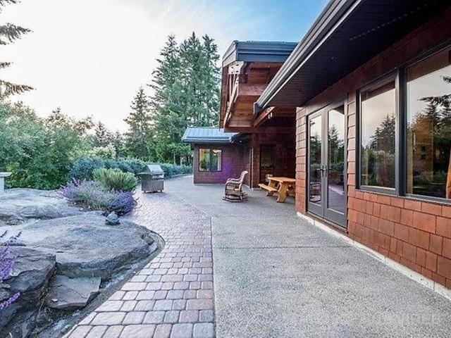 Custom built West Coast style home - 3210 Quinnell Road