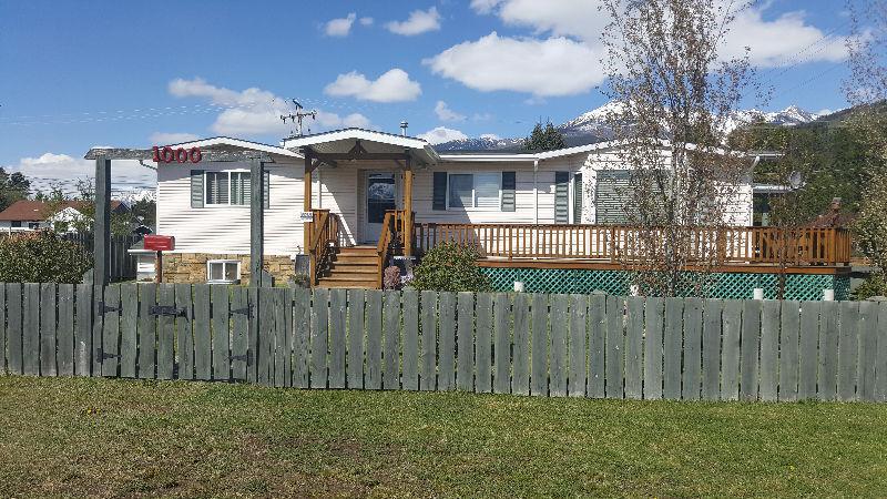 Large family home in Beautiful Valemount BC
