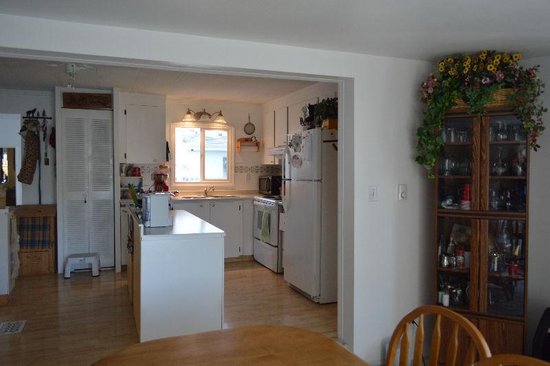 A MUST SEE! 1275 sq ft mobile home in West Kelowna