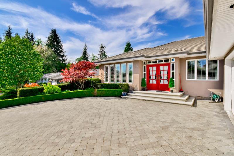 Absolutely gorgeous Edgemont Village North  home