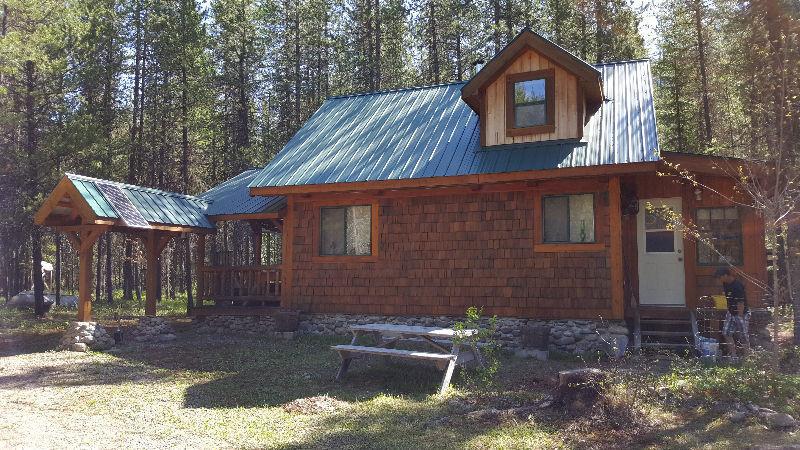 Beautiful post & beam cabin in the woods