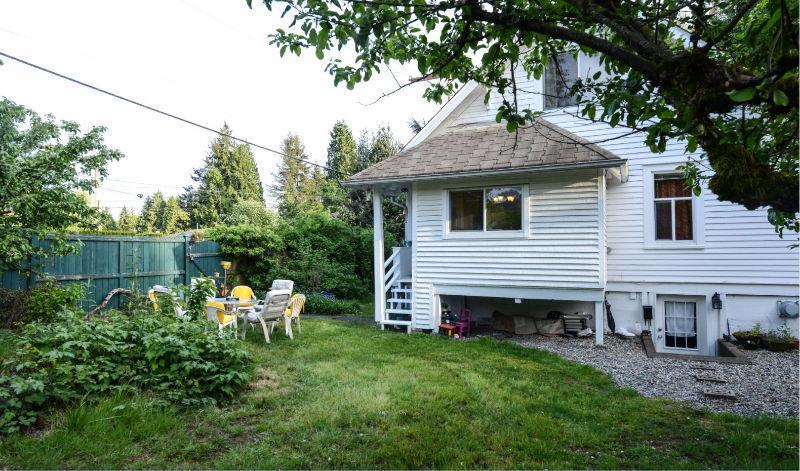 ★Charming 3-Storey Home in North  -- Newly Renovated★
