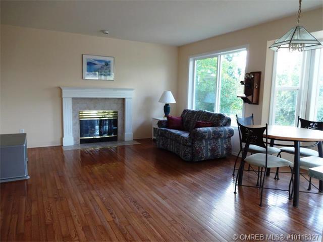 4552 Cascade Drive,  BC - The Best Location in East Hill!
