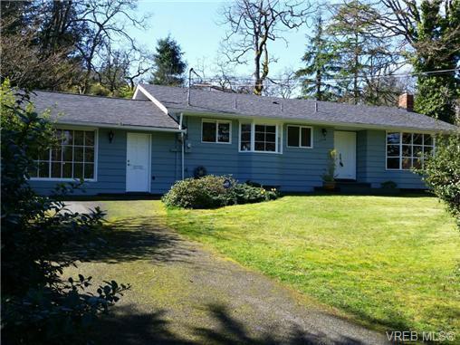 Maplewood Home Rental, 2.5 BR 2 BA - NEAR UVic