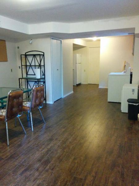 $500 Bedroom in ground level suite in Lower Mission,