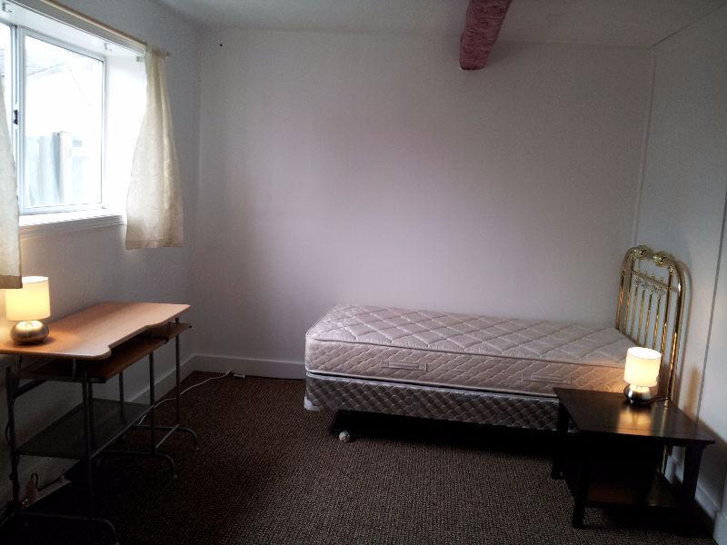 Furnished Room for Male Student July 1, 2016