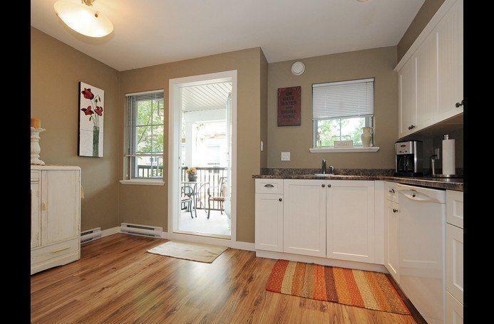 Wanted: Victoria Home Owner seeks short term rental; furn/unfurn