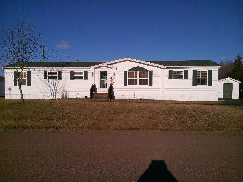 ***3 Bedroom Mini Home (Pine Tree) ***Private sale - Great deal*