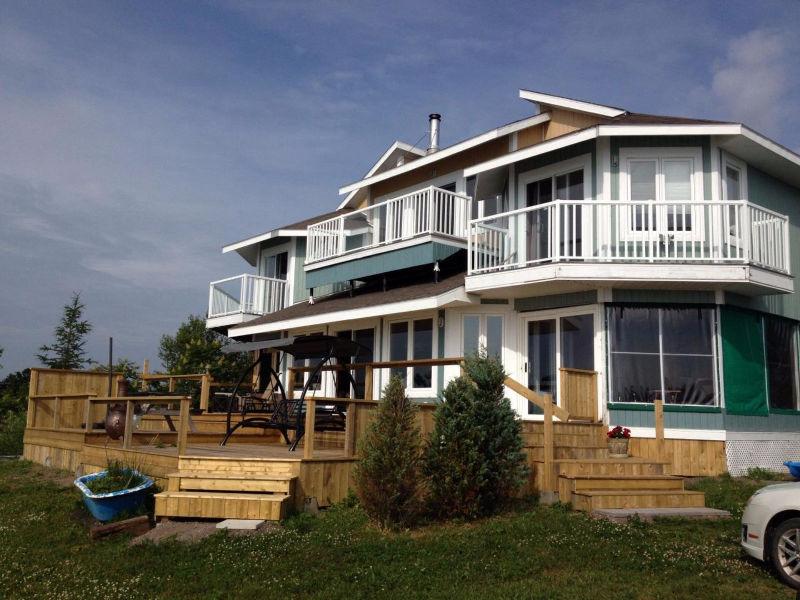 GORGEOUS!!! WATERFRONT open concept dream home!