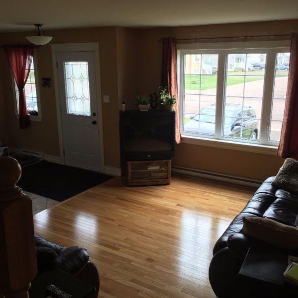 Semi Detached for Rent on Twin Oaks (North End)