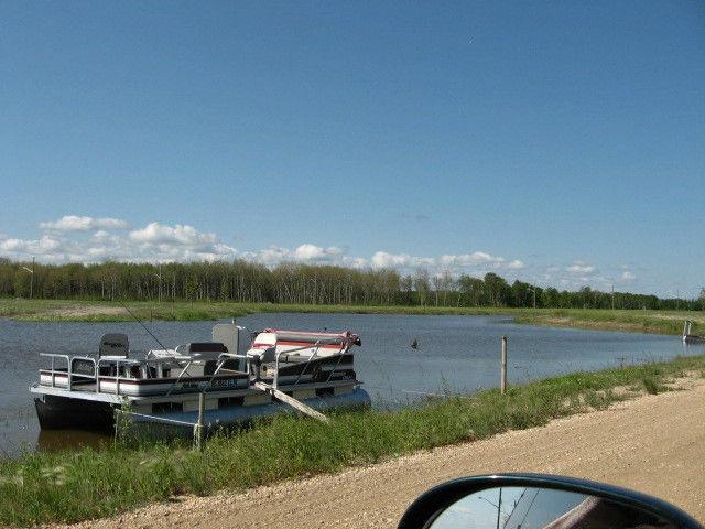 A GREAT PLACE TO RETIRE - GREAT PICKEREL FISHING!!