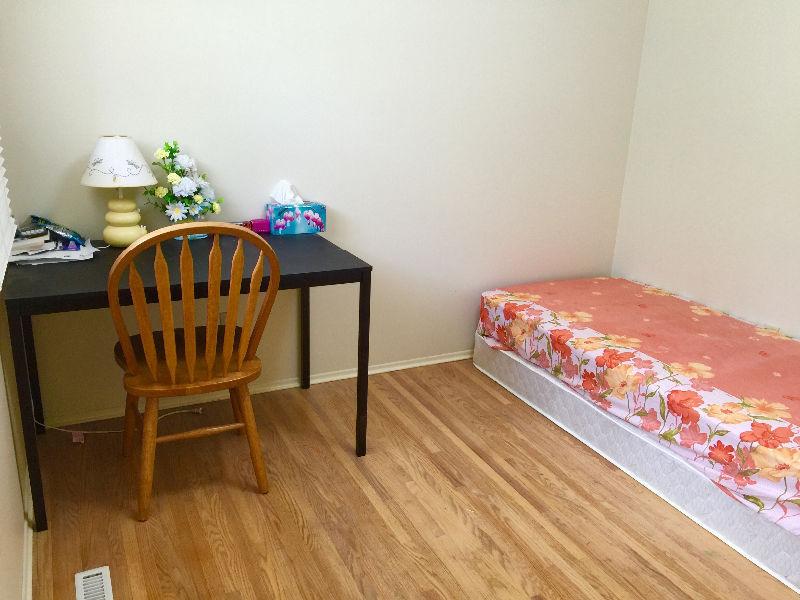 Quiet and spacious room near u of