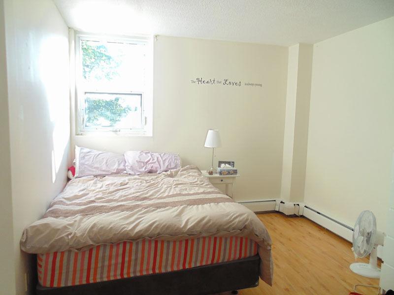 Spacious and Bright 1 bedroom in South end !
