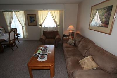2 bedroom apartment for rent close to Highway 400