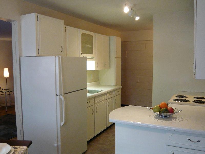 Spacious and Bright 2 bdrm - August 1