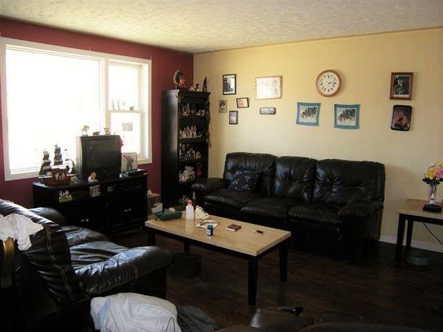 INCOME OR FAMILY HOME, YOU CHOOSE! CLOSE TO NSCC IN KENTVILLE