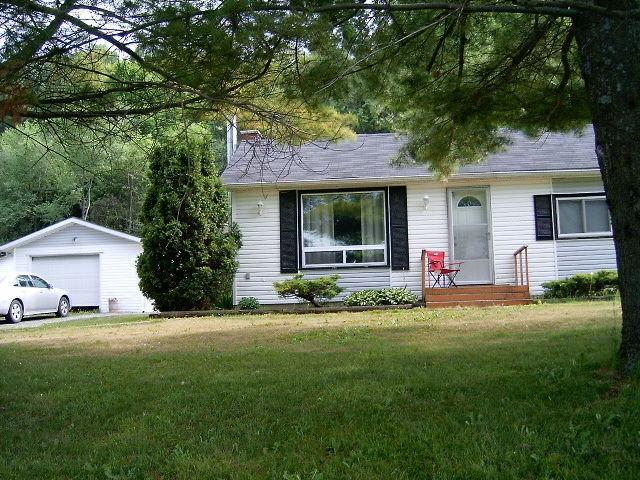 Wallbridge Home with 1.74 Acres