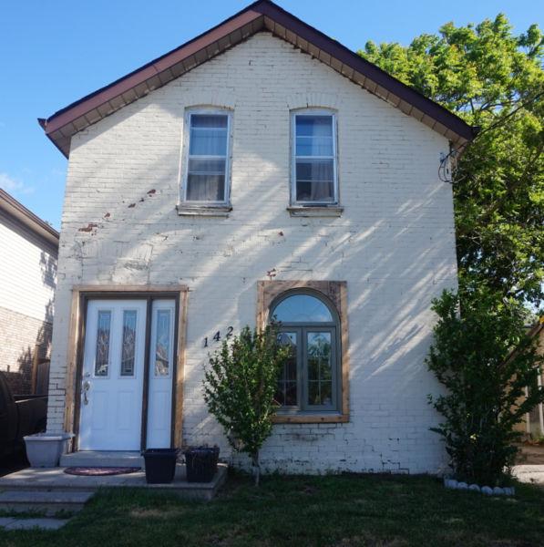 142 East Ave - 3 Bedroom, 1 Bath, Tons of Potential!