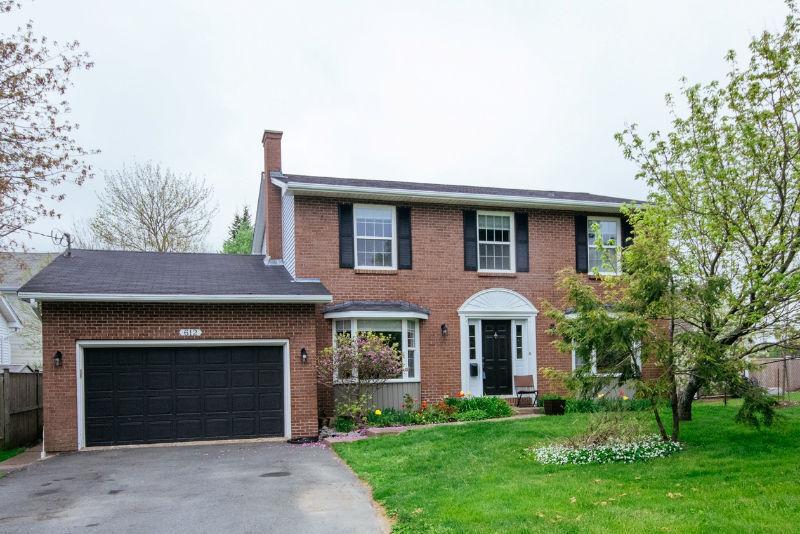 OPEN HOUSE - Spacious lovely home for the growing active family