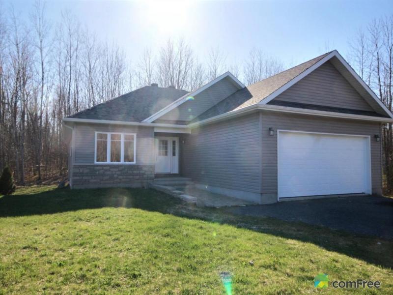 $354,900 - Bungalow for sale in Chesterville