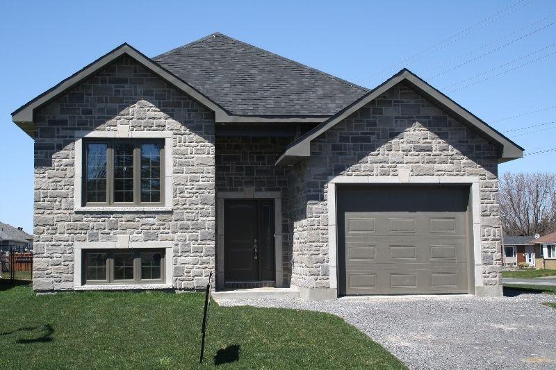 NEW CUSTOM HOME FOR SALE IN LONG SAULT