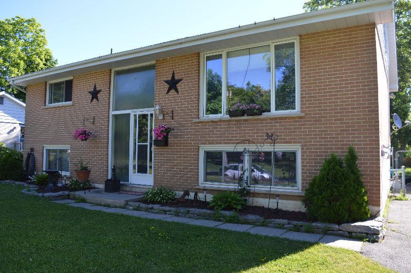 Very well-kept west end raised bungalow (119 Nisbet Ave)