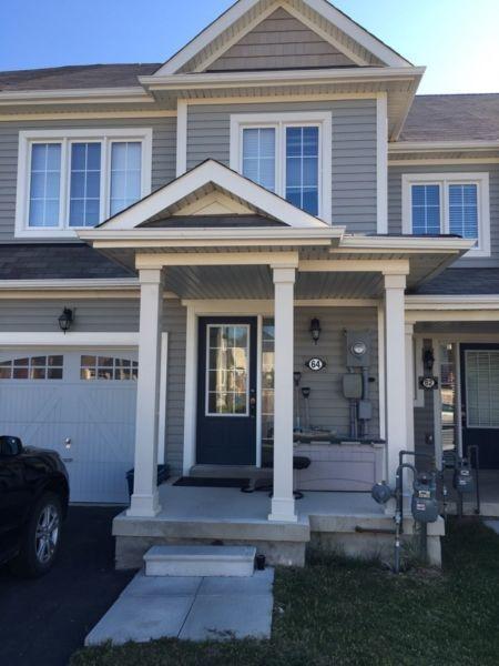 Townhouse for rent in West Brant Wyndfield