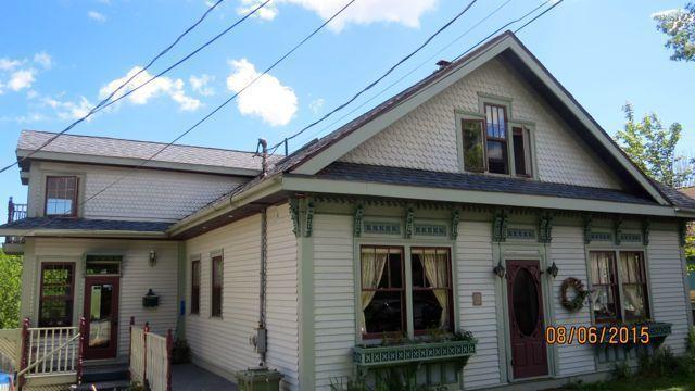 Charming home in the heart of  $1700 + utilities